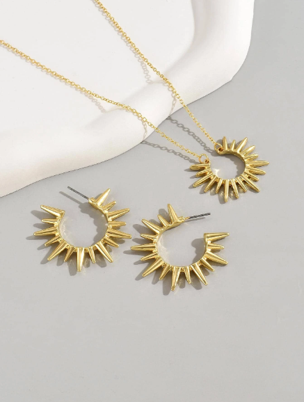 Spike Necklace Set